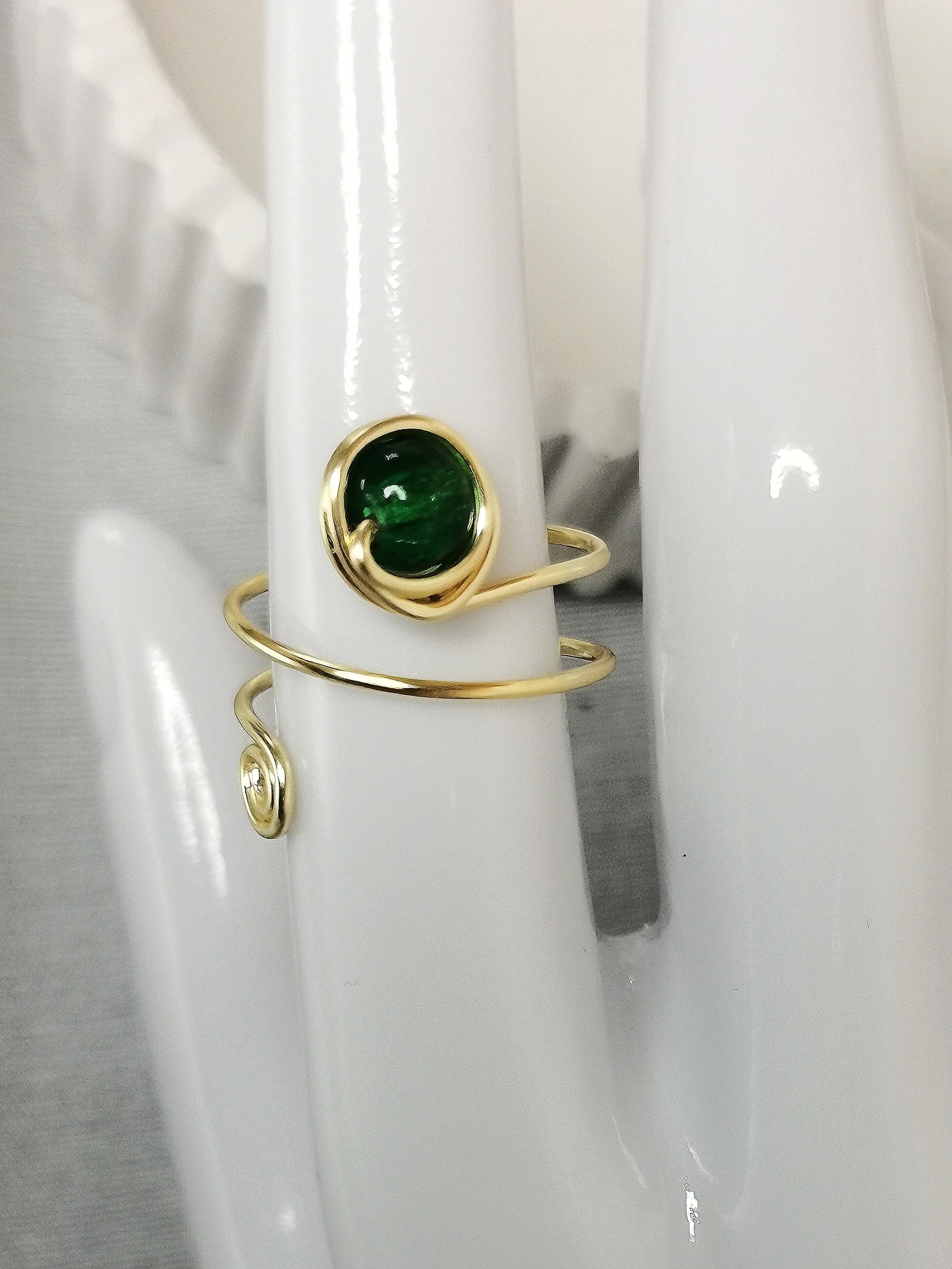 Emerald Swirl Ring