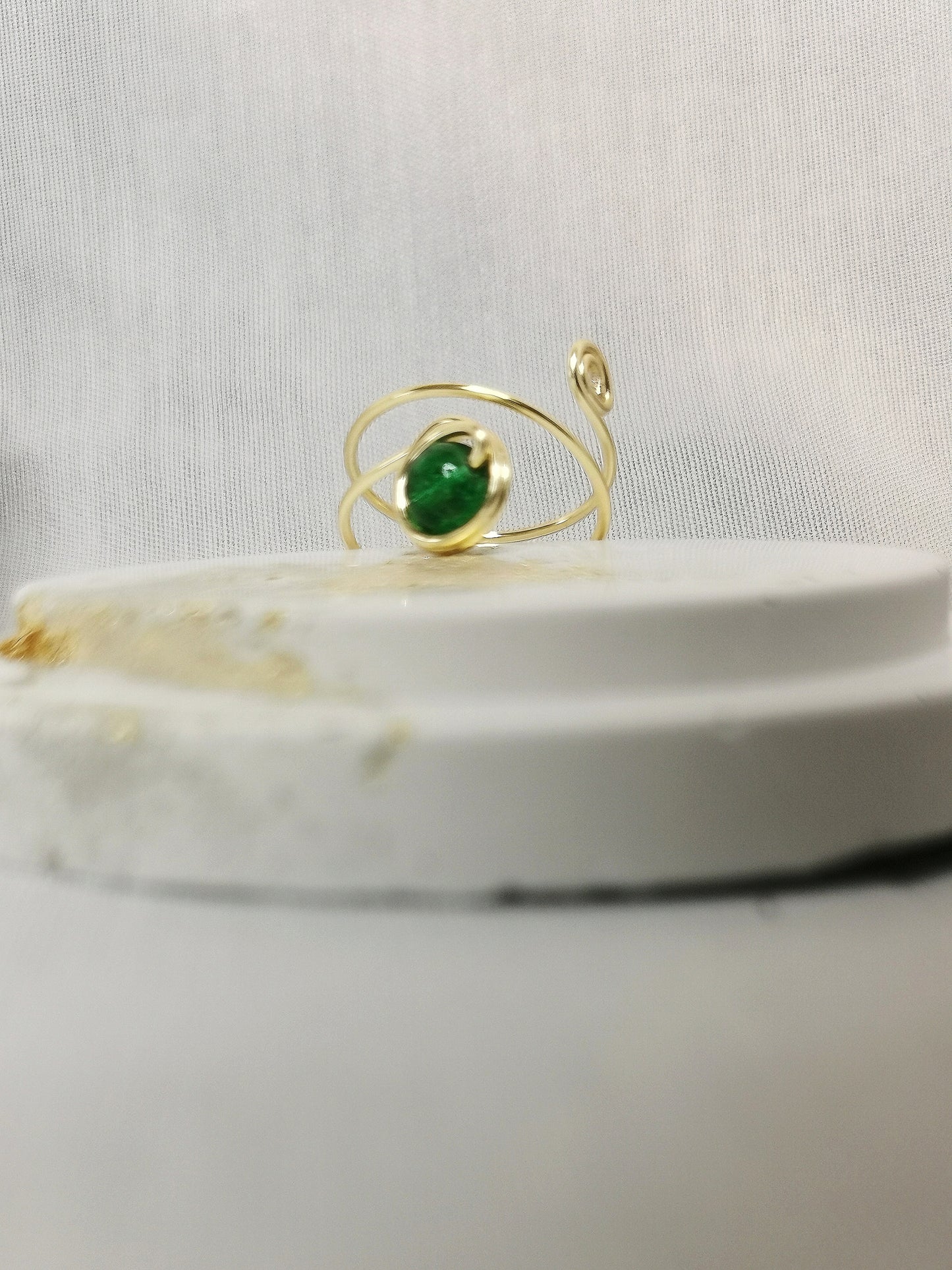 Emerald Swirl Ring